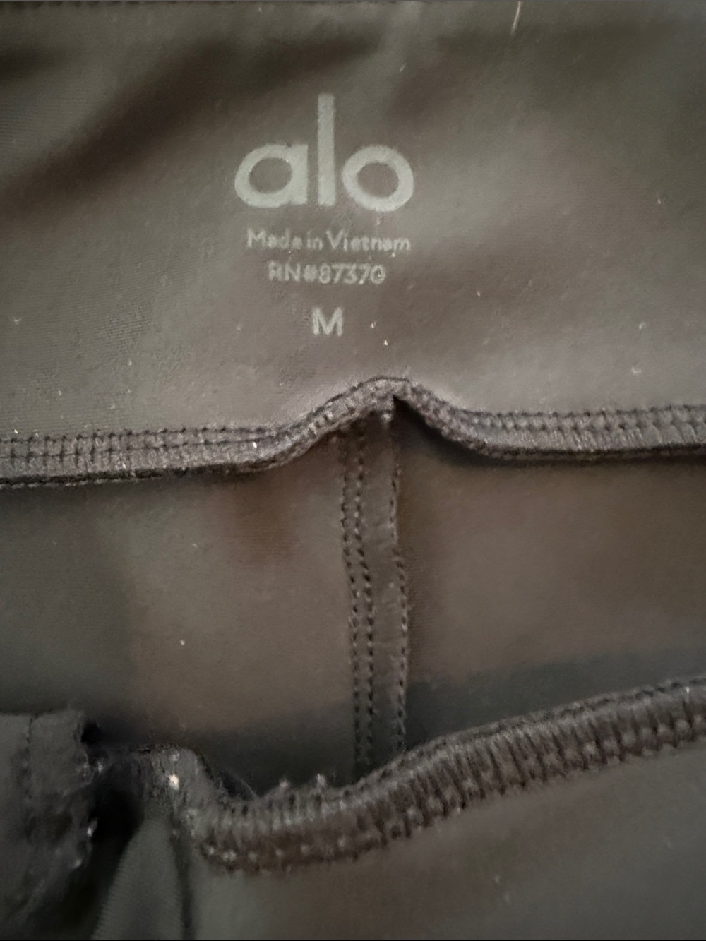 ALO Yoga Black High-Rise Leggings - Picture 4 of 4